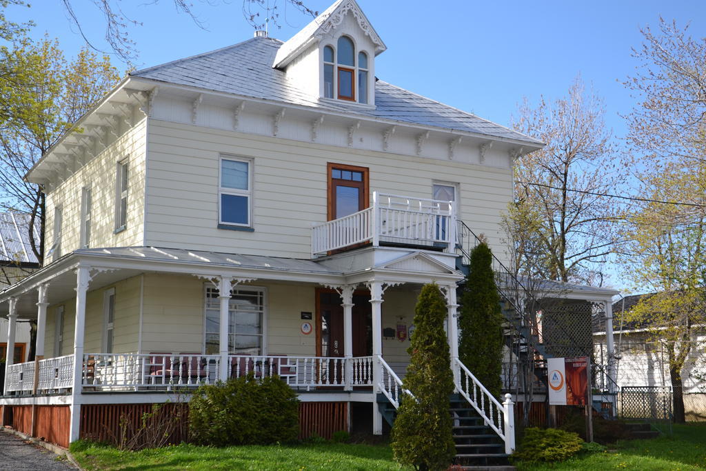 Auberge Internationale De Rivière-du-Loup Exterior foto